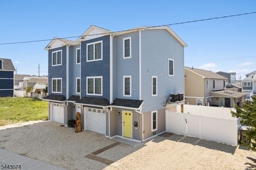 b-257 Dewey Dr, Seaside Heights, NJ, 08751-1734 | Card Image