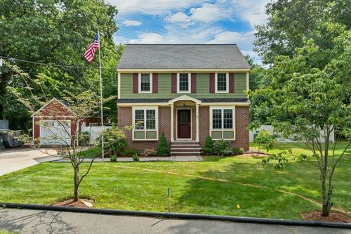 3 Forest St, Wilmington, MA, 01887-2810 | Card Image