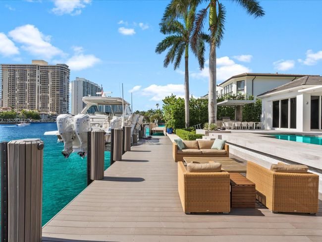 224 S Island, House other with 4 bedrooms, 6 bathrooms and null parking in Golden Beach FL | Image 27
