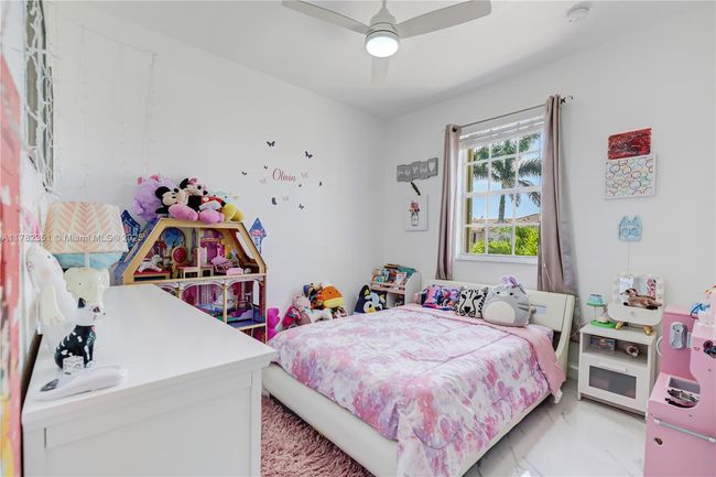 9369 Sw 221 St St, Townhouse with 2 bedrooms, 3 bathrooms and null parking in Cutler Bay FL | Image 20