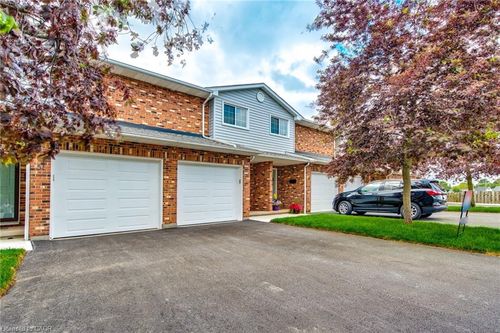 53 Myrtle Ave, Saint Catharines, ON, L2M5W2 | Card Image