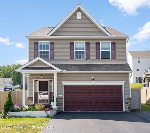 724 Quarry Rd, Drums, PA, 18222-6800 | Card Image