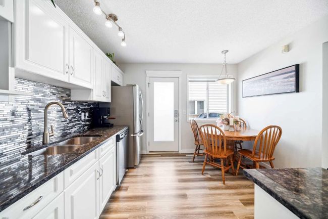 1 - 2126 35 Avenue Sw, Home with 2 bedrooms, 1 bathrooms and 1 parking in Calgary AB | Image 11