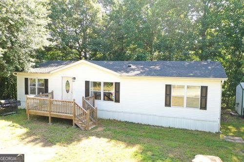 16 Terri Ln, Toccoa, GA, 30577-8586 | Card Image