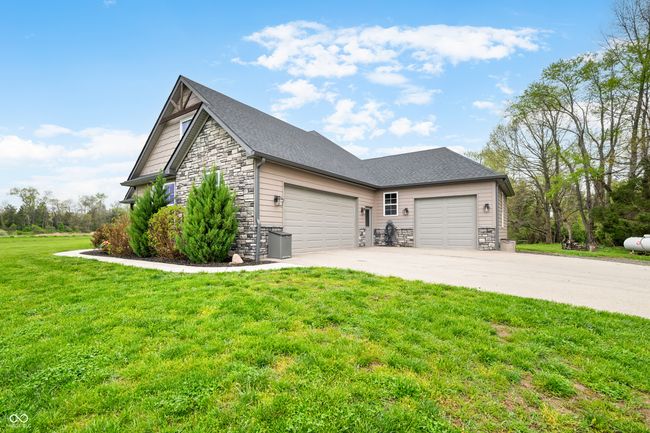 8850 W 225 S, House other with 5 bedrooms, 5 bathrooms and null parking in Columbus IN | Image 69