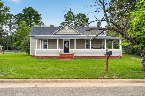 423 E Edinborough Ave, Raeford, NC, 28376-2949 | Card Image