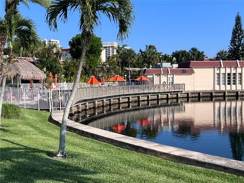 apt-309-2101 Atlantic Shores Blvd, Hallandale Beach, FL, 33009-2958 | Card Image