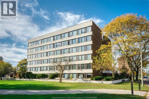 402-2144 Pelissier St, Windsor, ON, N8X1N4 | Card Image