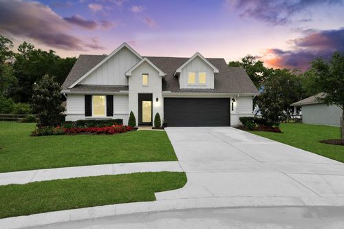 205 Lakeway Cir, Anahuac, TX, 77514-2762 | Card Image