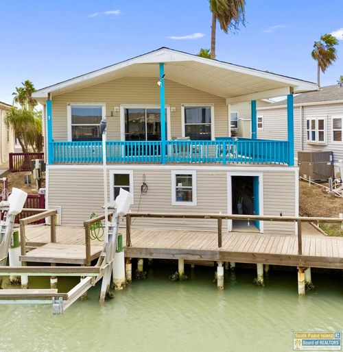 152 E Bonnet Cir, Port Isabel, TX, 78578 | Card Image