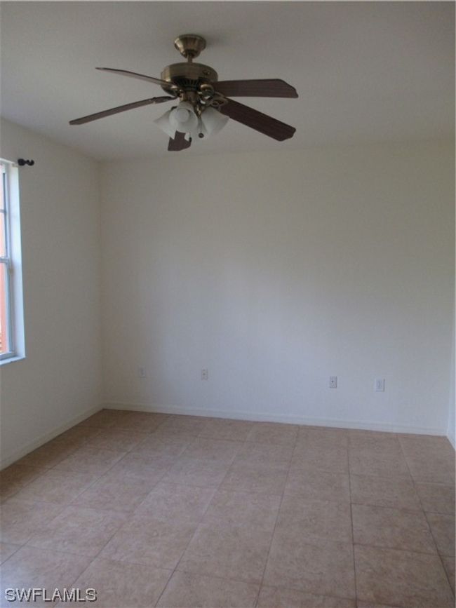 APT-818 - 7950 Preserve Cir, Condo with 2 bedrooms, 2 bathrooms and null parking in NAPLES FL | Image 6