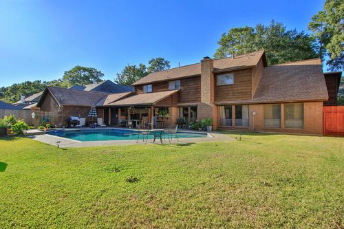 6723 Ashmore Dr, Houston, TX, 77069-2462 | Card Image