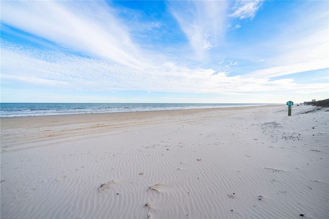 1006 - 5495 State Highway 361, Condo with 2 bedrooms, 2 bathrooms and null parking in Port Aransas TX | Image 9