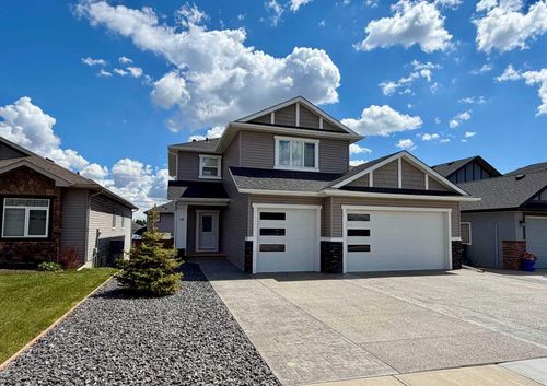 78 Lakes Estates Cir, Strathmore, AB, T1P0B6 | Card Image