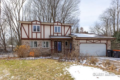 4731 Treasure Trl Sw, Wyoming, MI, 49519-4818 | Card Image