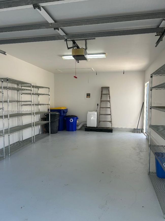 6114 Se Georgetown Pl, Home with 2 bedrooms, 2 bathrooms and null parking in Hobe Sound FL | Image 21