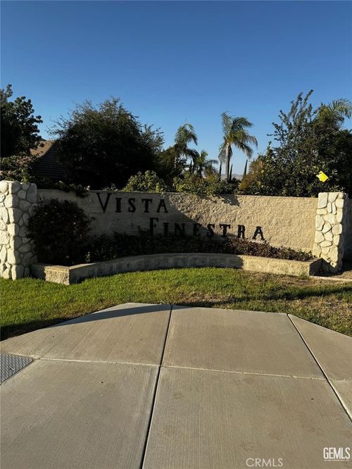 12103 Vista Montana, Bakersfield, CA, 93306 | Card Image