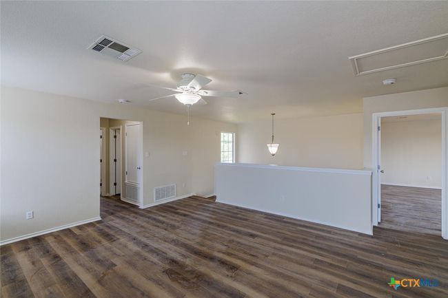 Upstairs Living | Image 19