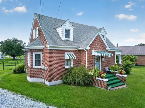 408 Maple St, Glade Spring, VA, 24340-2608 | Card Image