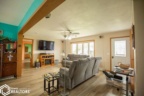 2102 290th St, Titonka, IA, 50480-7100 | Card Image