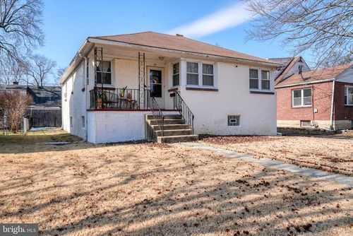 32 Bonsall Ave, Aldan, PA, 19018-3822 | Card Image