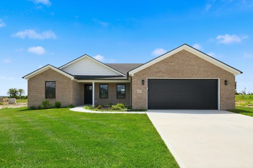 327 Mohegan Trl, Richmond, KY, 40475-8770 | Card Image