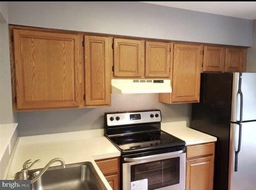 9496 Scarlet Oak Dr, MANASSAS, VA, 20110-5659 | Card Image