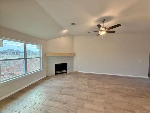 3926 Caraway Ln, Norman, OK, 73026-1402 | Card Image