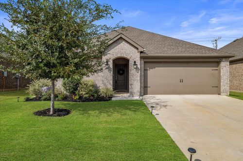 2955 Trusting Way, Aubrey, TX, 76227-5026 | Card Image