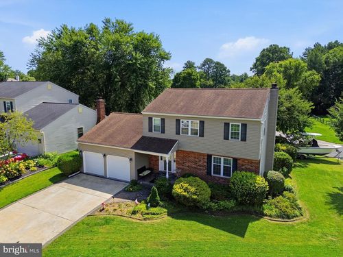18 Jonathan Dr, NEWARK, DE, 19702-6102 | Card Image