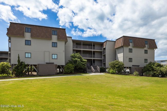 H9 - 2008 E Fort Macon Rd, Condo with 2 bedrooms, 2 bathrooms and null parking in Atlantic Beach NC | Image 22