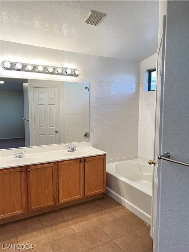 0 - 8528 Cheerful Brook Ave, House other with 5 bedrooms, 3 bathrooms and null parking in Las Vegas NV | Image 13