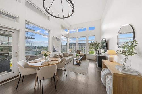502-3263 Pierview Cres, Vancouver, BC, V5S0C3 | Card Image