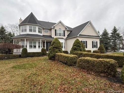 14 Bridle Ct, Goshen, NY, 10924-1207 | Card Image