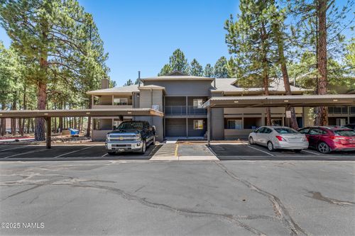 15-223-1185 W University Ave, Flagstaff, AZ, 86001-7145 | Card Image