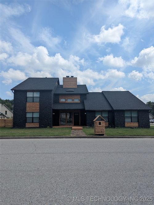 7606 E 87th St, Tulsa, OK, 74133-4817 | Card Image