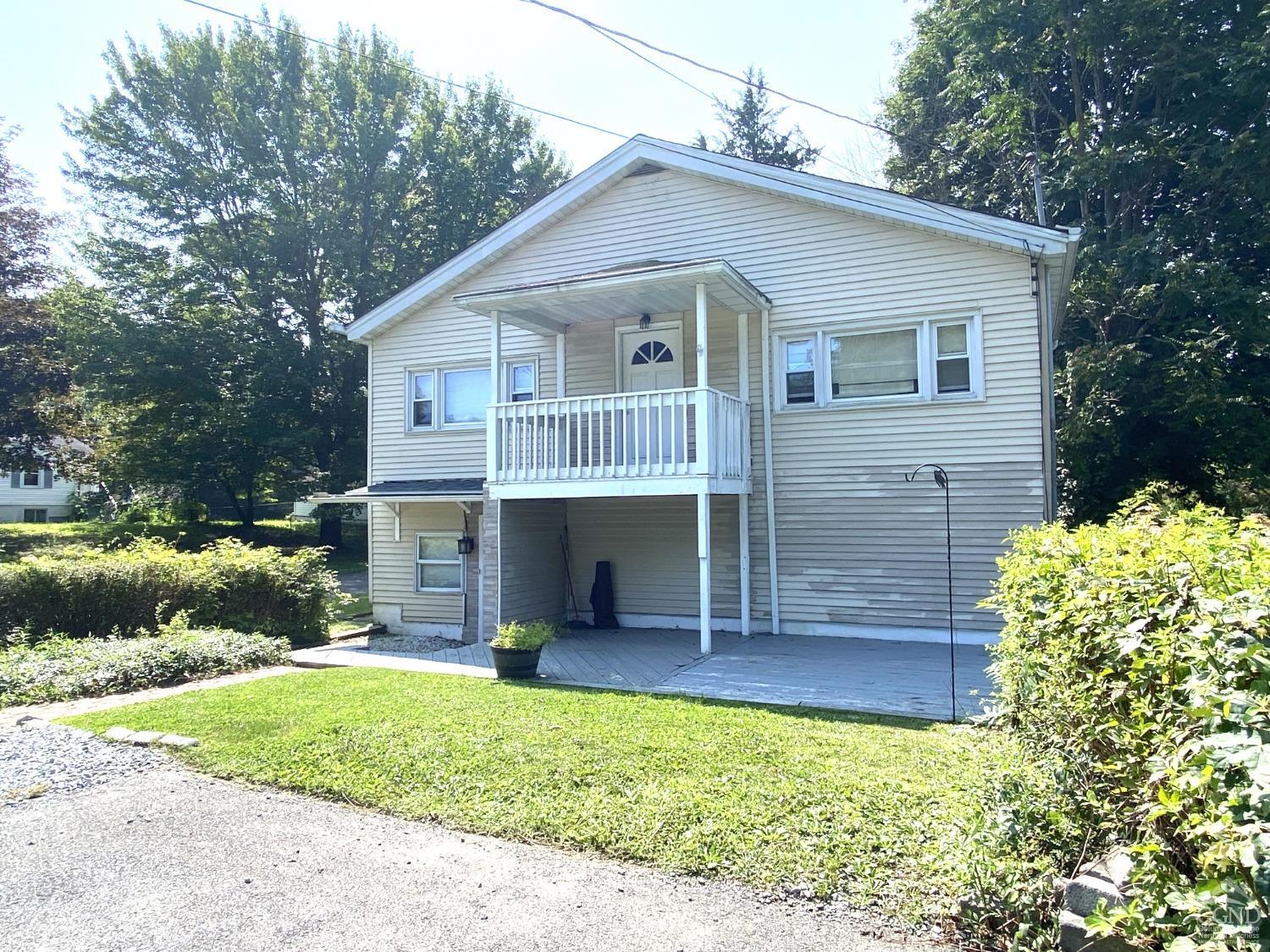 Route 52 , Hopewell Junction, NY 12533