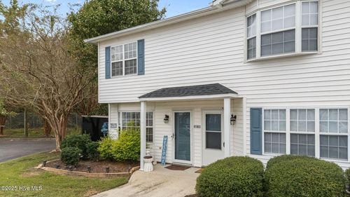 kk1-3917 Sterling Pointe Dr, Winterville, NC, 28590-7000 | Card Image