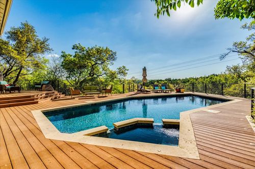 11107 Spicewood Pkwy, Austin, TX, 78750-3405 | Card Image