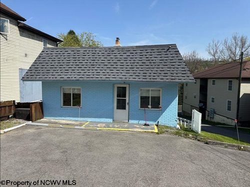 38 Dunkard Avenue, Morgantown, WV, 26501 | Card Image