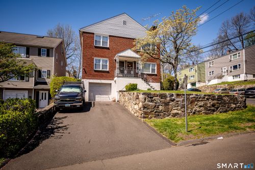 72 Alvord Ln, Stamford, CT, 06902-4512 | Card Image