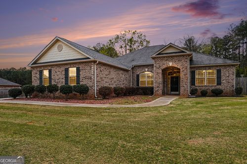 1024 Yorkshire Dr, Griffin, GA, 30223-5983 | Card Image