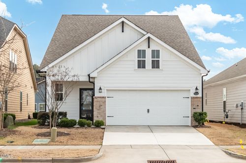 6434 Crown Pkwy, Durham, NC, 27703-9877 | Card Image