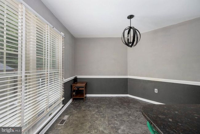 12329 Manchester Way, Townhouse with 3 bedrooms, 4 bathrooms and null parking in WOODBRIDGE VA | Image 13