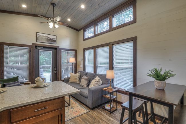 574 Deer Lick Trl, House other with 1 bedrooms, 1 bathrooms and null parking in Monteagle TN | Image 11