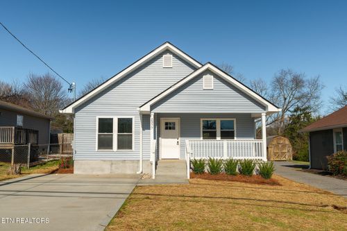 2377 Fair Dr, Knoxville, TN, 37918-2322 | Card Image