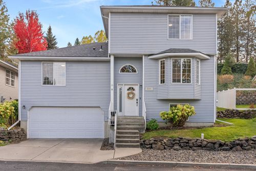 607 W Persimmon Ln, Spokane, WA, 99224-8435 | Card Image