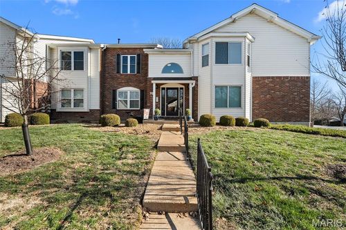 apt-203-760 Woodside Trails Dr, Ballwin, MO, 63021-4425 | Card Image