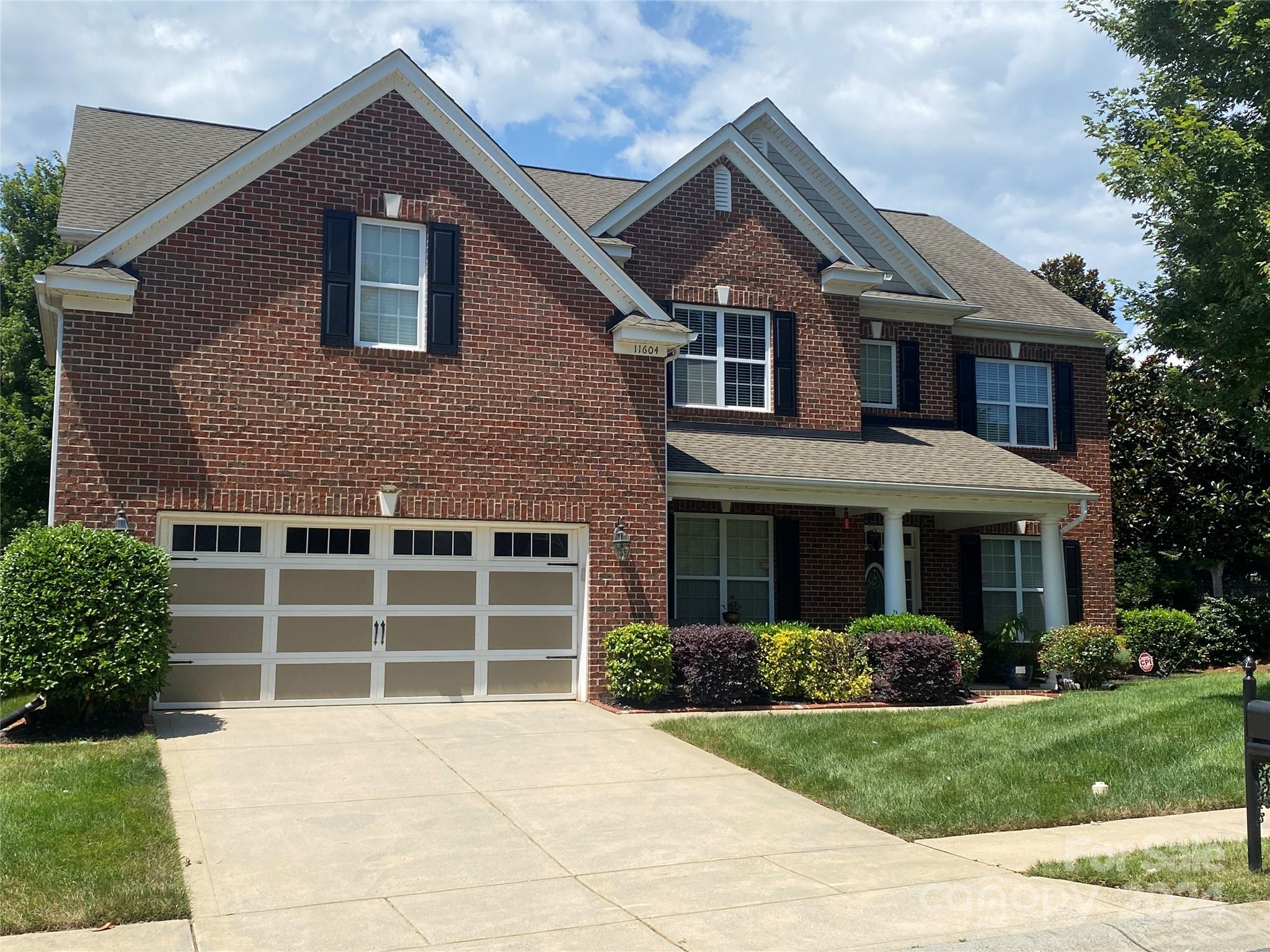 Ashbourne Hall Rd, Charlotte, NC 28277