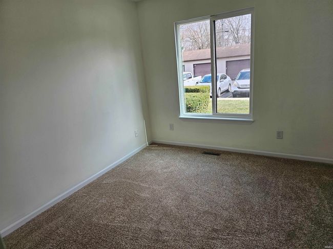 603 Clarinet Blvd. E., Condo with 3 bedrooms, 2 bathrooms and null parking in Elkhart IN | Image 6